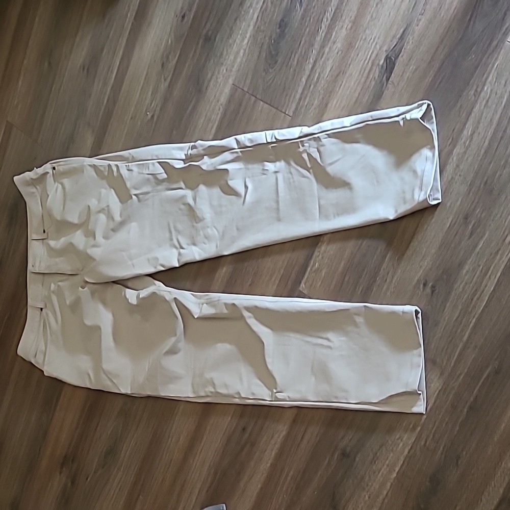 Men's lulu khaki pants